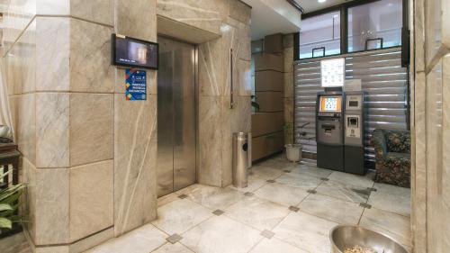 sunnette tower makati