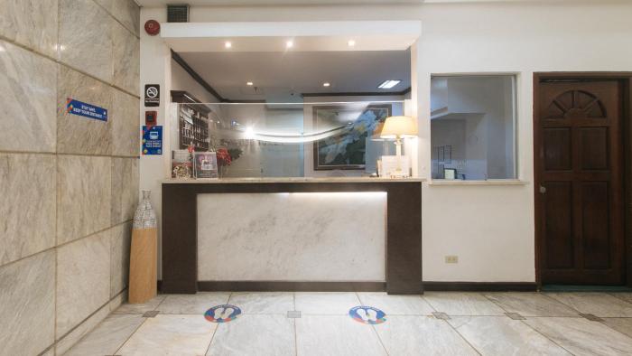 sunnette tower makati