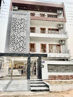 the grand suites 122
