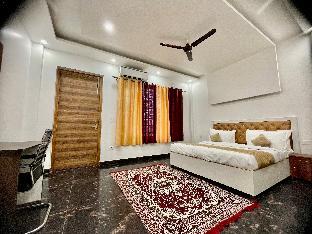 the grand suites 122