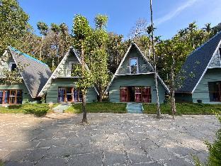 falling water resort