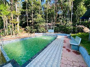 falling water resort