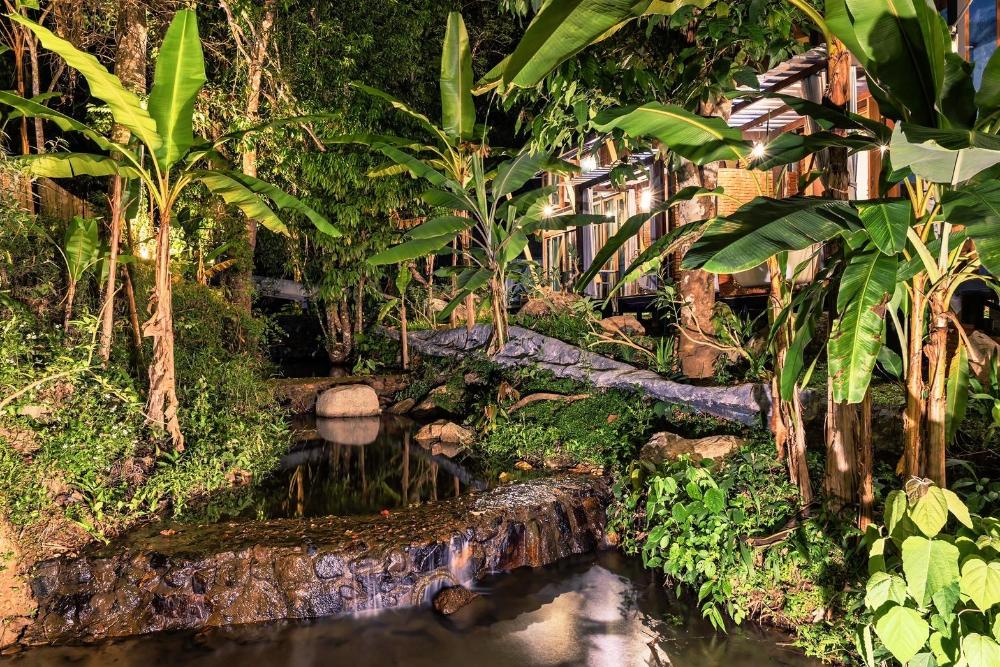 voraman cottage and cafe