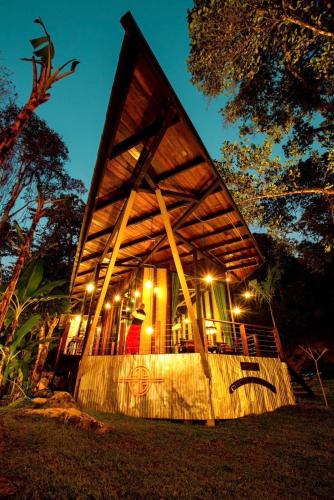 voraman cottage and cafe