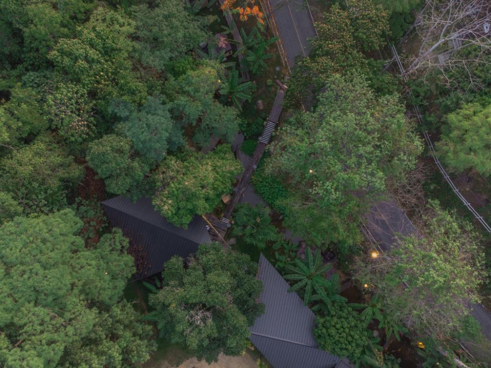 voraman cottage and cafe