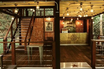 voraman cottage and cafe