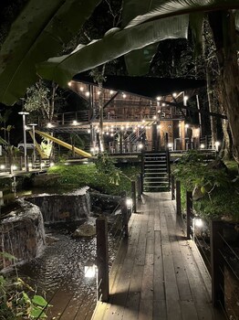 voraman cottage and cafe