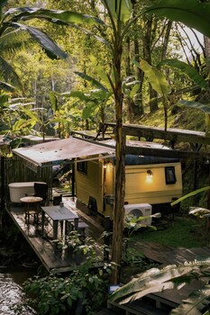 voraman cottage and cafe