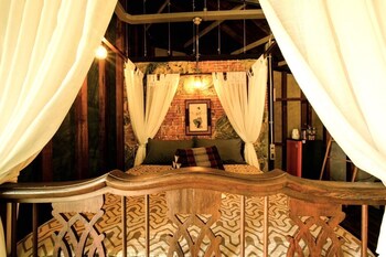 voraman cottage and cafe