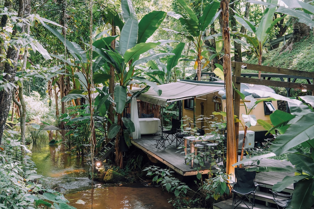 voraman cottage and cafe