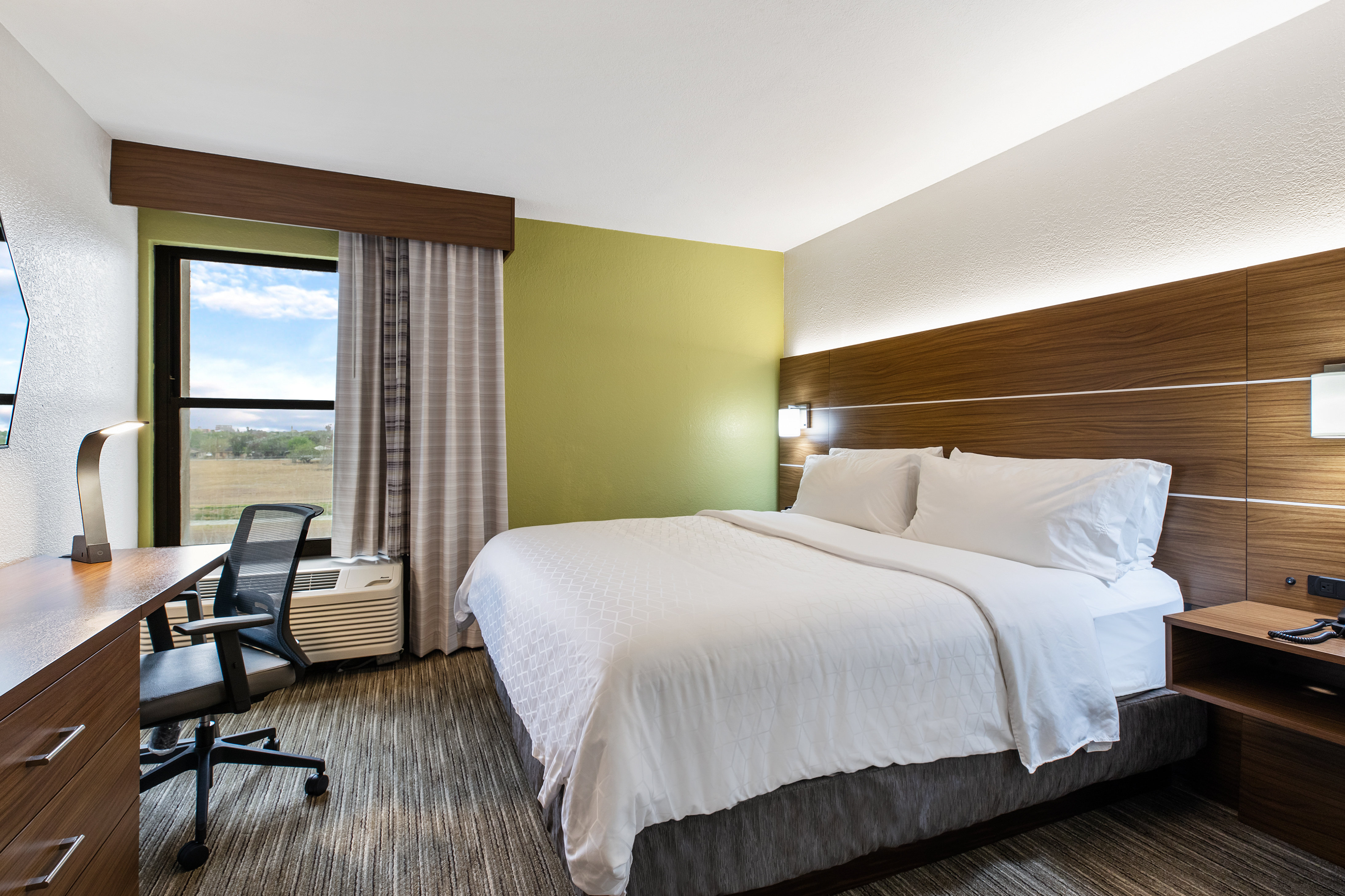 holiday inn express harlingen by ihg