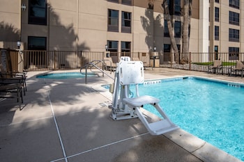 holiday inn express harlingen by ihg