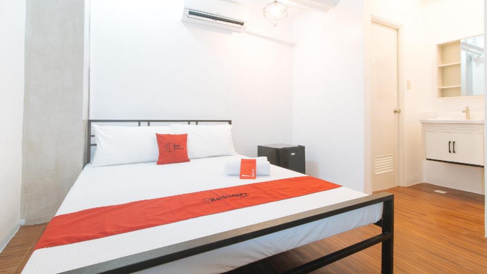 reddoorz enricos place kamias quezon city