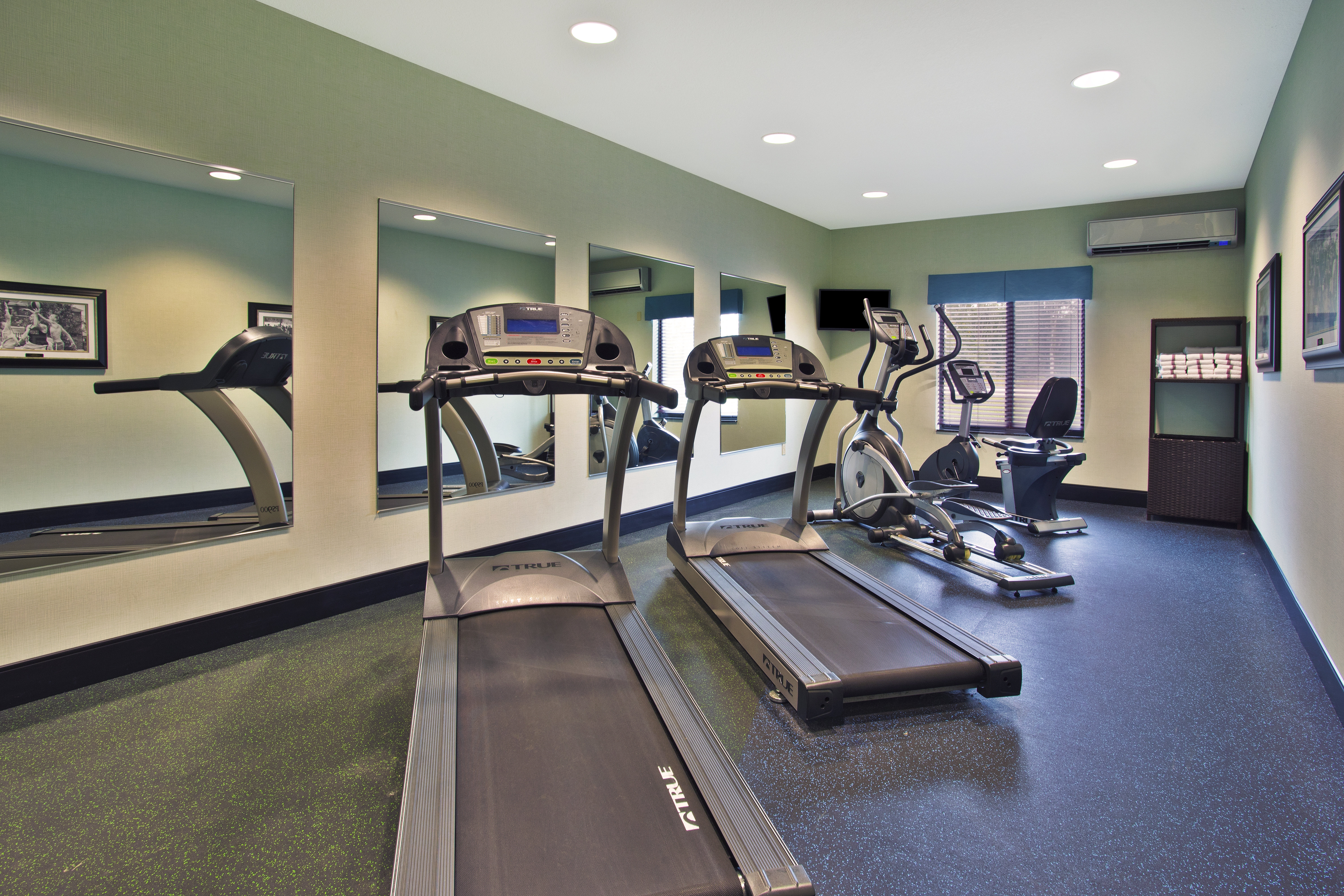 holiday inn express hastings by ihg