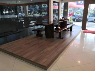 chariton hotel skudai kiri