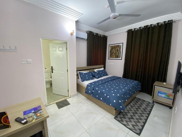 c7 hazelwood residence and suites
