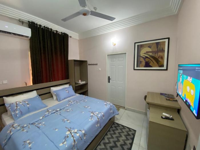 c7 hazelwood residence and suites