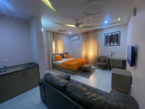 c7 hazelwood residence and suites