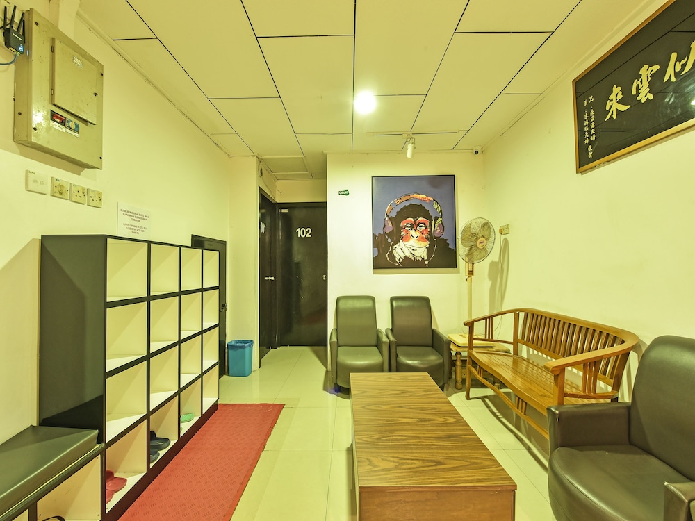 oyo 90727 hotel mini indah