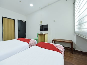 oyo 90727 hotel mini indah