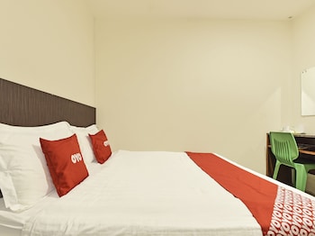 oyo 90727 hotel mini indah