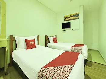 oyo 90727 hotel mini indah