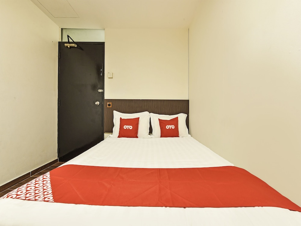 oyo 90727 hotel mini indah