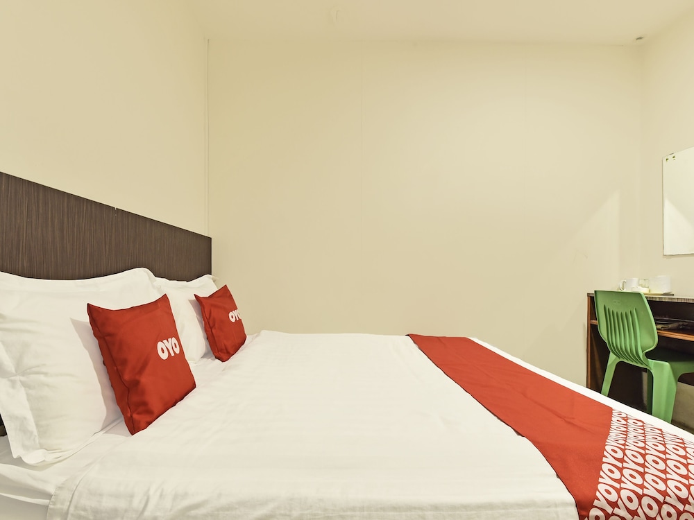 oyo 90727 hotel mini indah