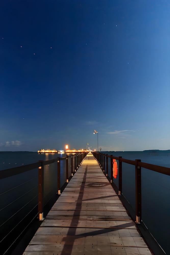 kiki beach island resort