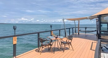 kiki beach island resort