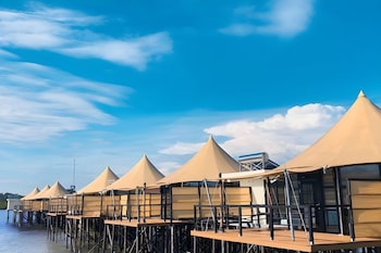 kiki beach island resort