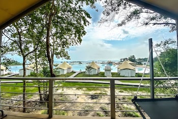 kiki beach island resort