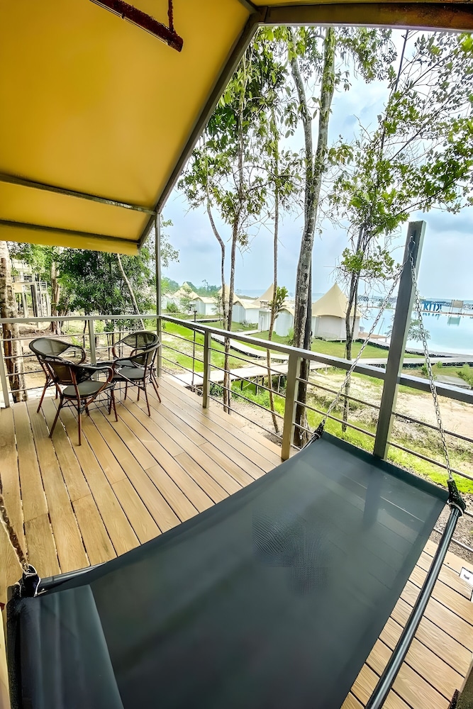 kiki beach island resort