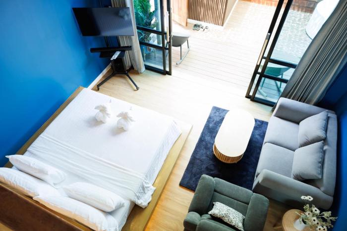 ip plus beach resort