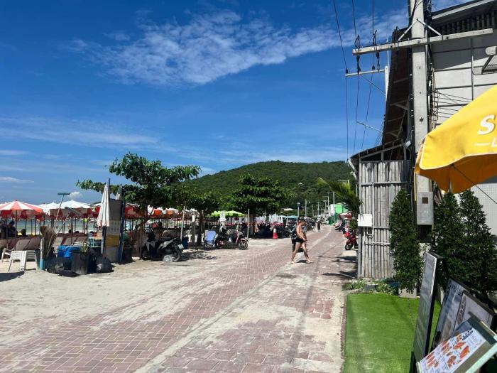 ip plus beach resort