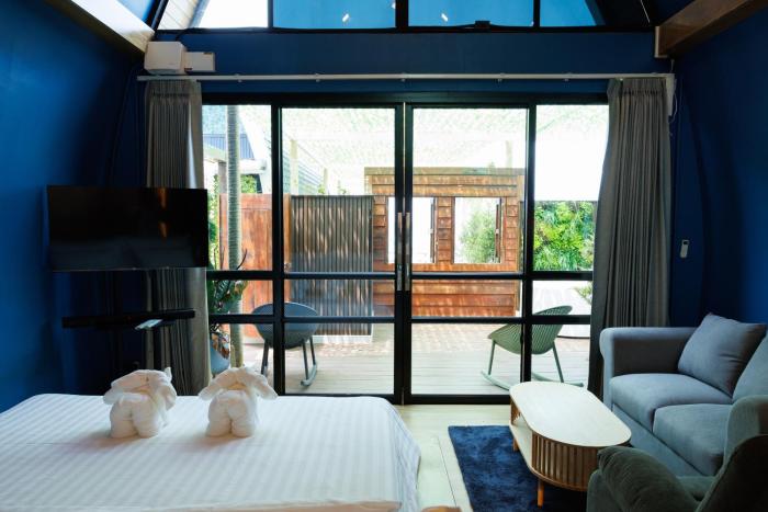 ip plus beach resort