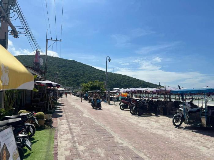 ip plus beach resort