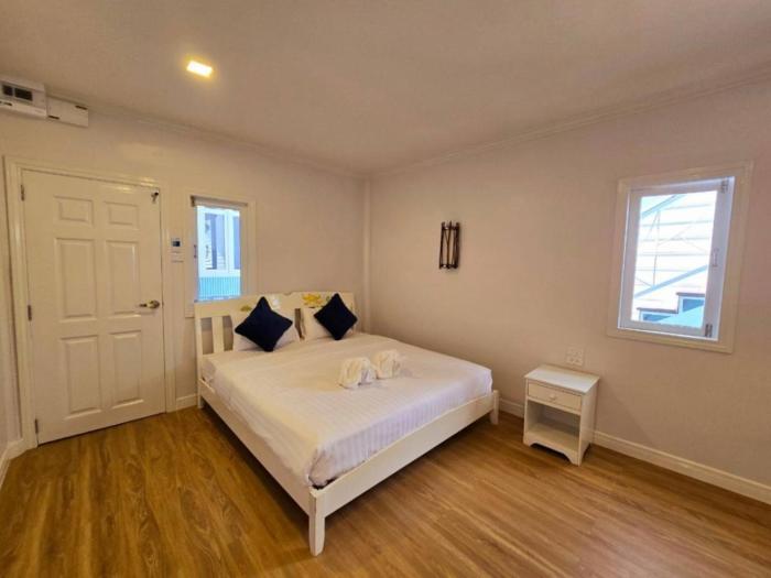 ip plus beach resort