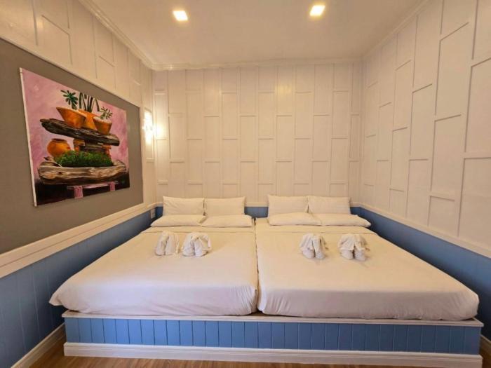 ip plus beach resort