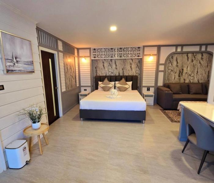 ip plus beach resort
