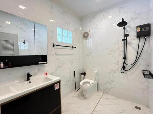 ip plus beach resort