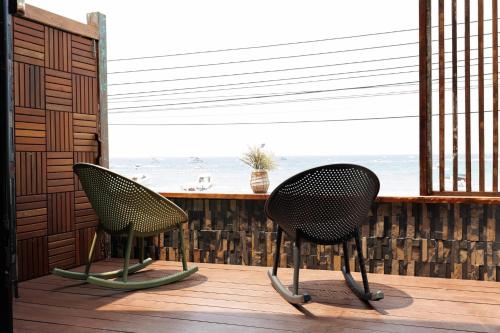 ip plus beach resort