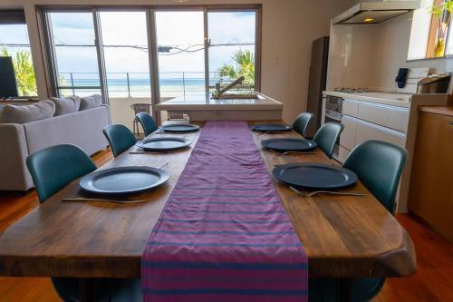 blue point cafe and condo