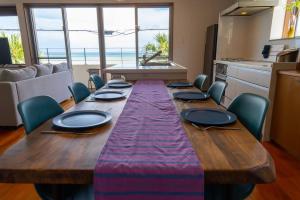 blue point cafe and condo