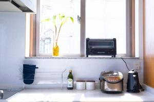 blue point cafe and condo