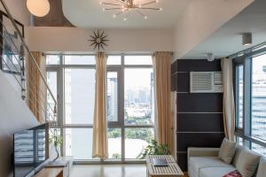 prime bgc location apartments by ph staycation