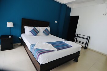 dazzle bay by twenty two