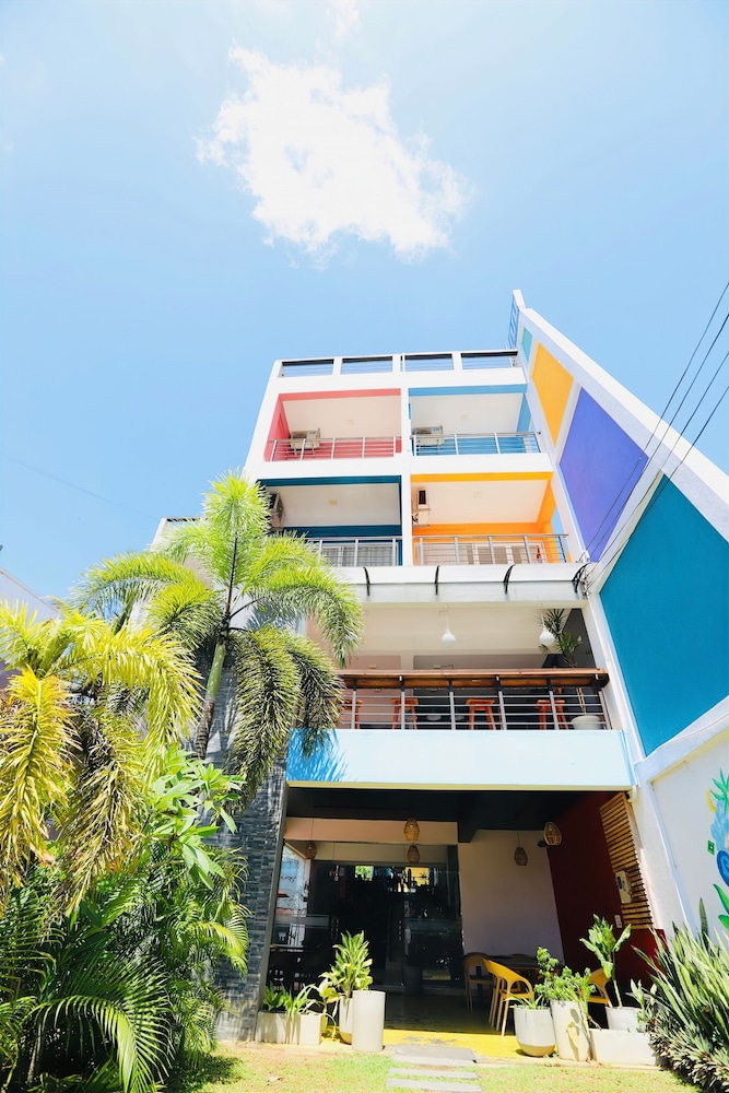 dazzle bay by twenty two