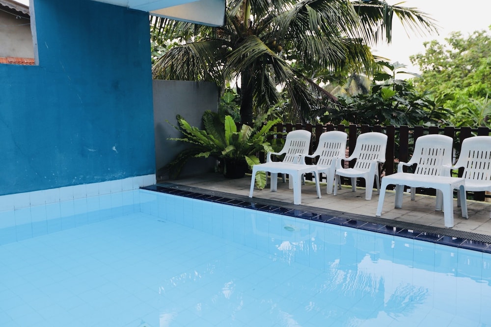 dazzle bay by twenty two