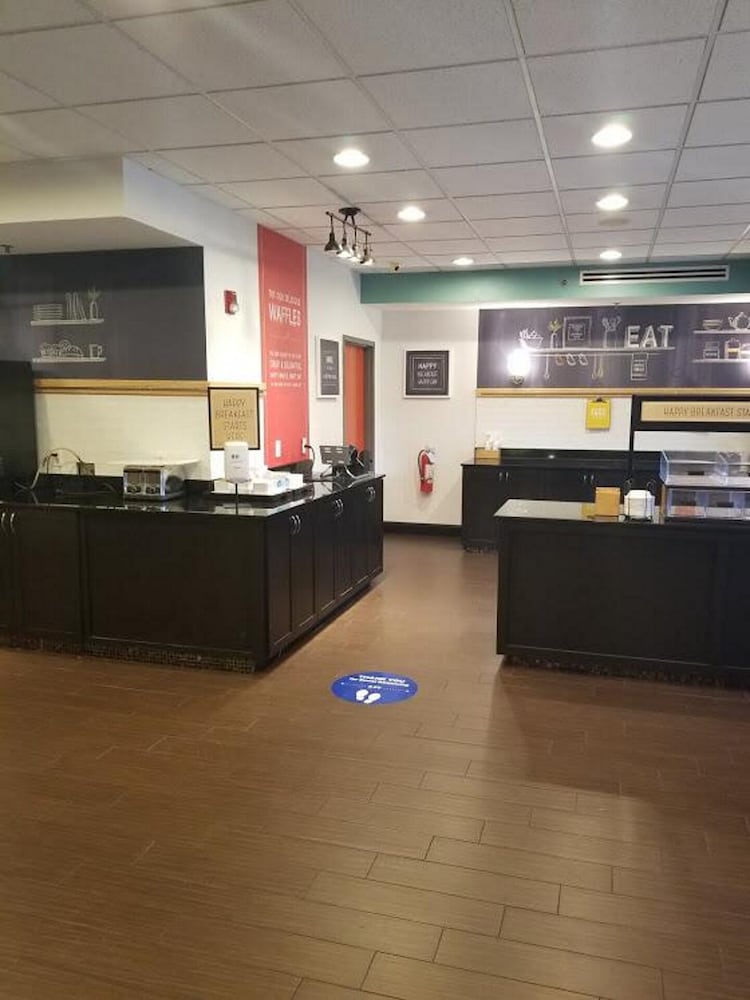 hampton inn henderson